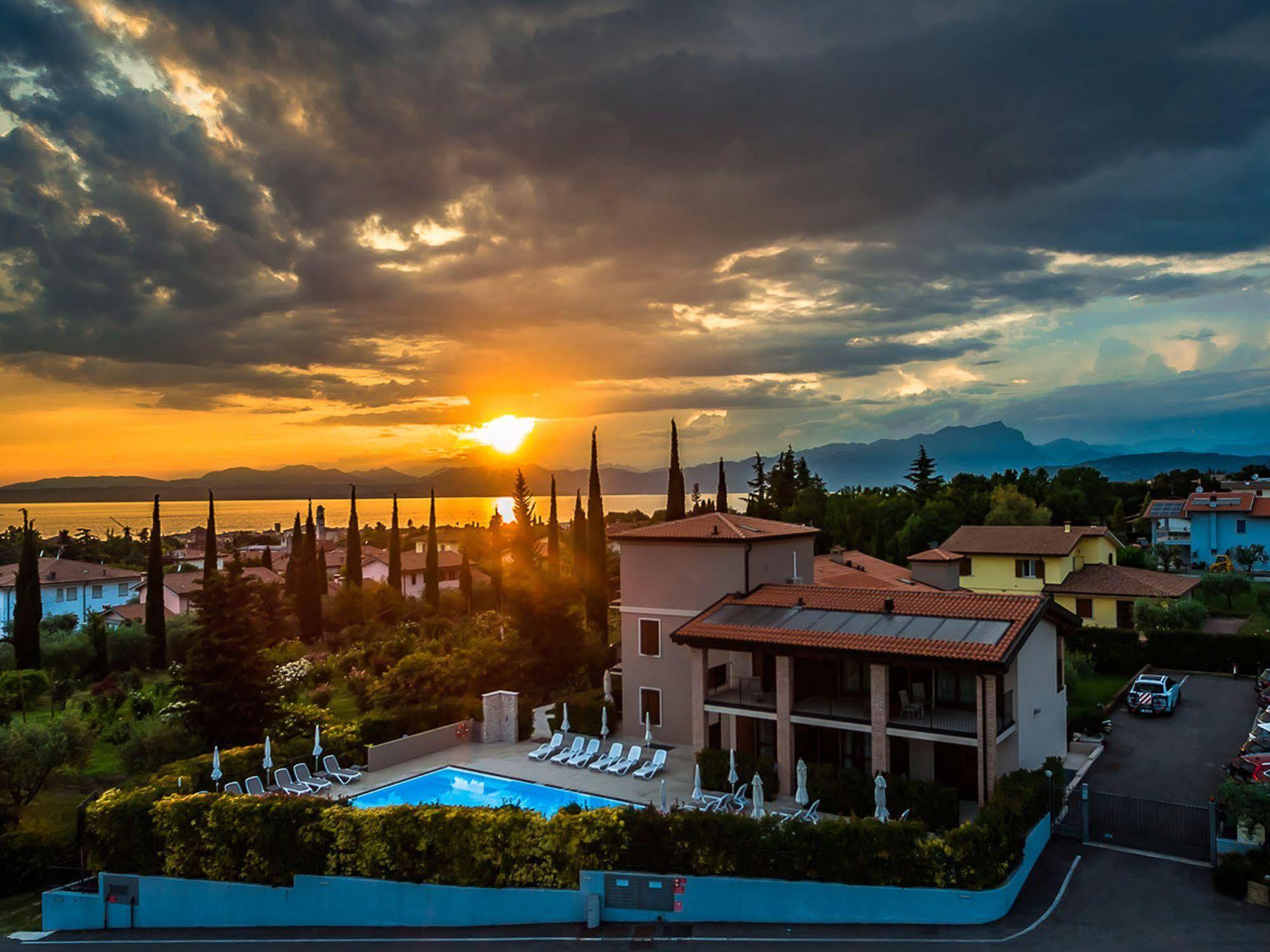 Hotel Relais Agli Olivi Lazise Esterno foto